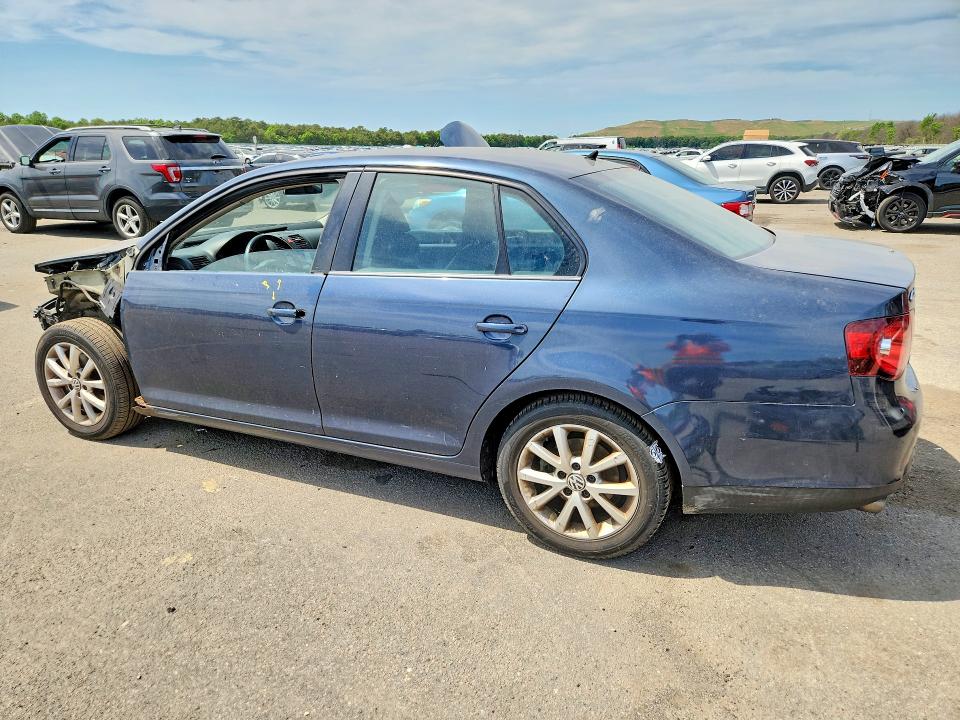Продажа на аукционе авто 2010 Volkswagen Jetta, vin: 3VWAZ7AJ6AM123341, номер лота: 55685956