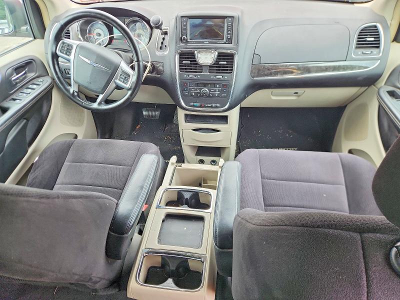 2011 Chrysler Town & Country მანქანა იყიდება აუქციონზე, vin: 2A4RR5DG5BR666503, აუქციონის ნომერი: 58637746