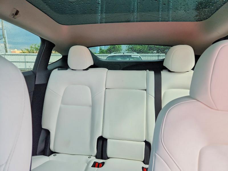 57691236 :رقم المزاد ، 7SAYGDEF8PF806850 vin ، 2023 Tesla Model Y مزاد بيع