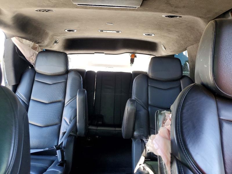 85632075 :رقم المزاد ، 1GYS4DKJ6JR233785 vin ، 2018 Cadillac Escalade مزاد بيع