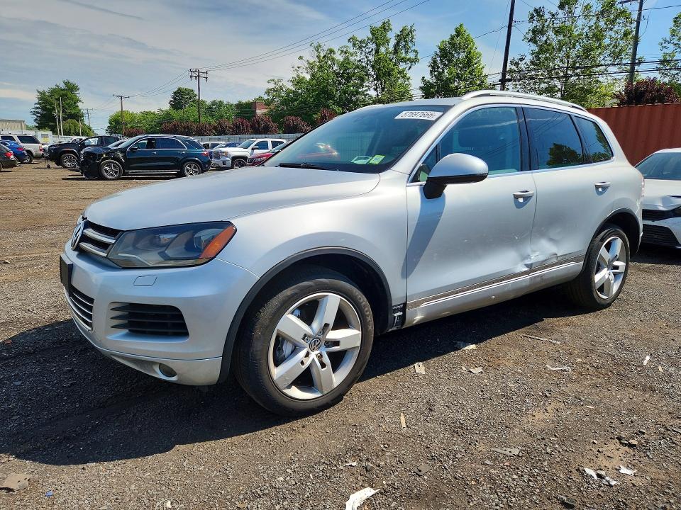 2012 Volkswagen Touareg მანქანა იყიდება აუქციონზე, vin: WVGEF9BP3CD010632, აუქციონის ნომერი: 57697666