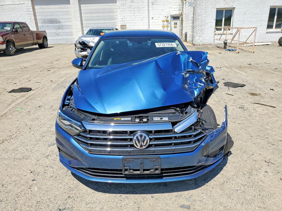 57327456 :رقم المزاد ، 3VWC57BU0KM113001 vin ، 2019 Volkswagen Jetta مزاد بيع