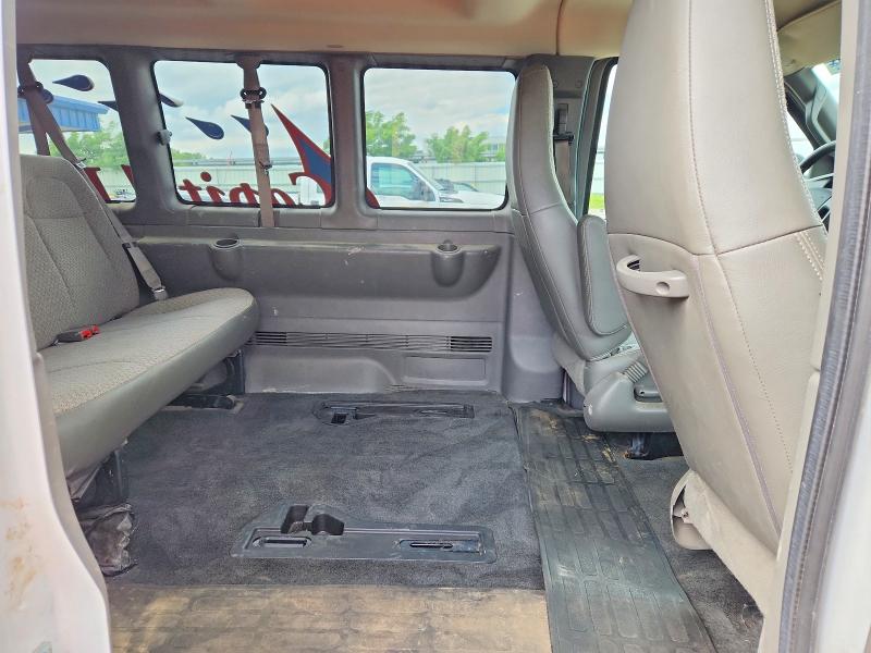 55902106 :رقم المزاد ، 1GAZGPFG7J1278477 vin ، 2018 Chevrolet Express G2500 مزاد بيع