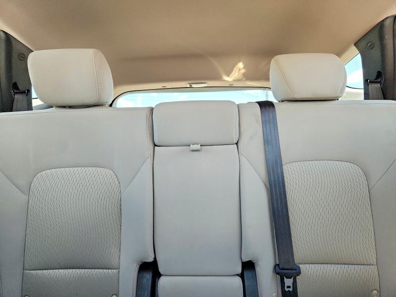 Продажа на аукционе авто 2016 Hyundai Santa Fe Sport, vin: 5XYZU3LB0GG372470, номер лота: 55926206
