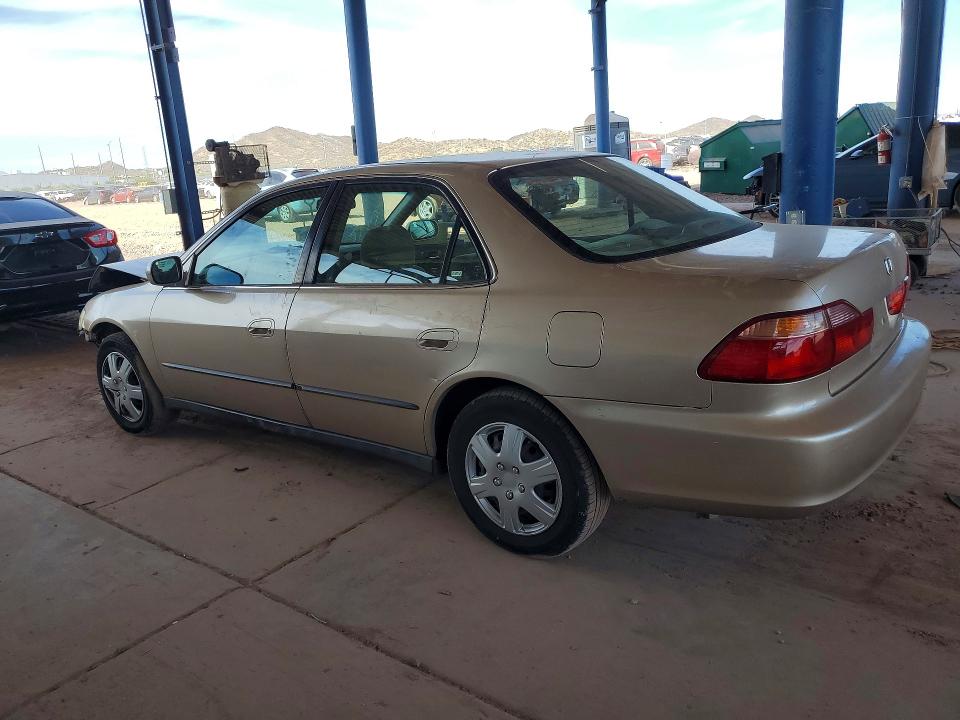 57382536 :رقم المزاد ، JHMCG5641YC002302 vin ، 2000 Honda Accord مزاد بيع
