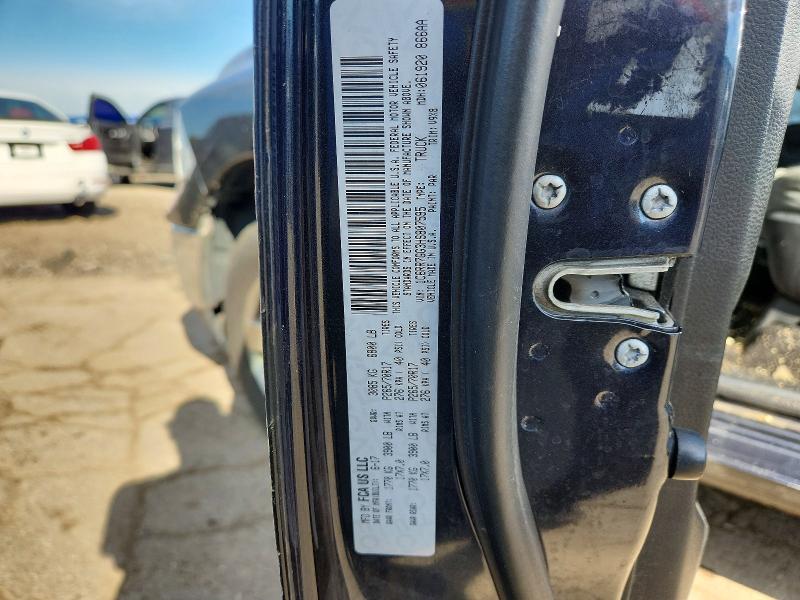 57223766 :رقم المزاد ، 1C6RR7GG3HS807595 vin ، 2017 Ram 1500 مزاد بيع