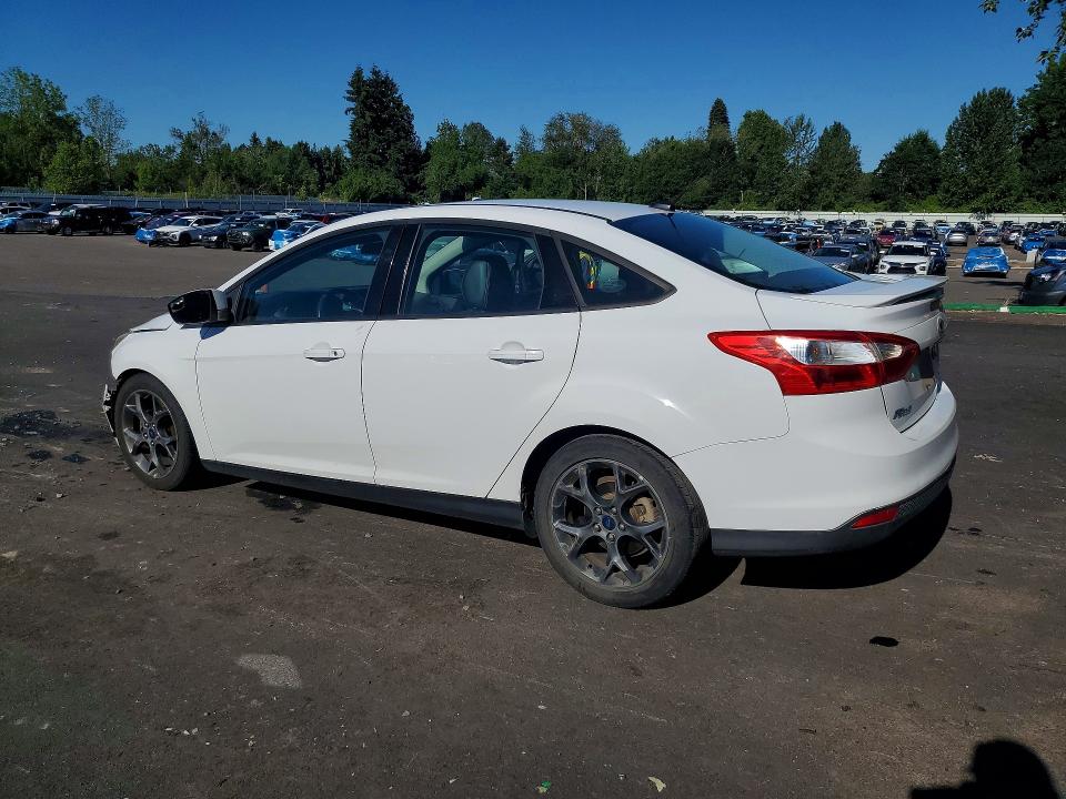 2014 Ford Focus მანქანა იყიდება აუქციონზე, vin: 1FADP3F2XEL307226, აუქციონის ნომერი: 57031176