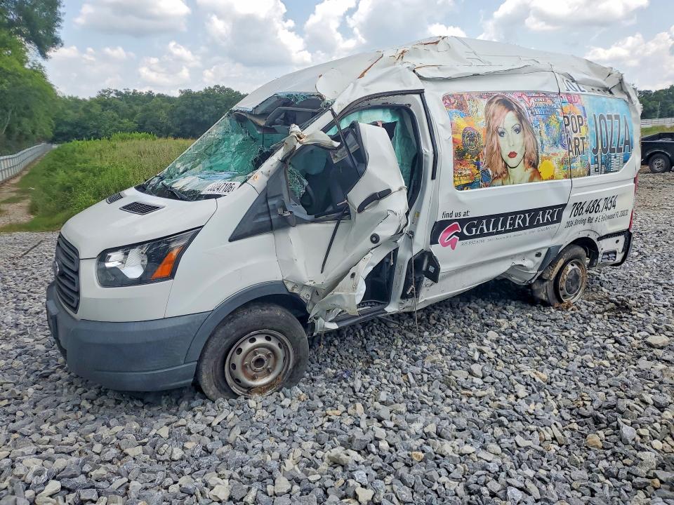 58247106 :رقم المزاد ، 1FTYE1CMXJKA84035 vin ، 2018 Ford Transit مزاد بيع