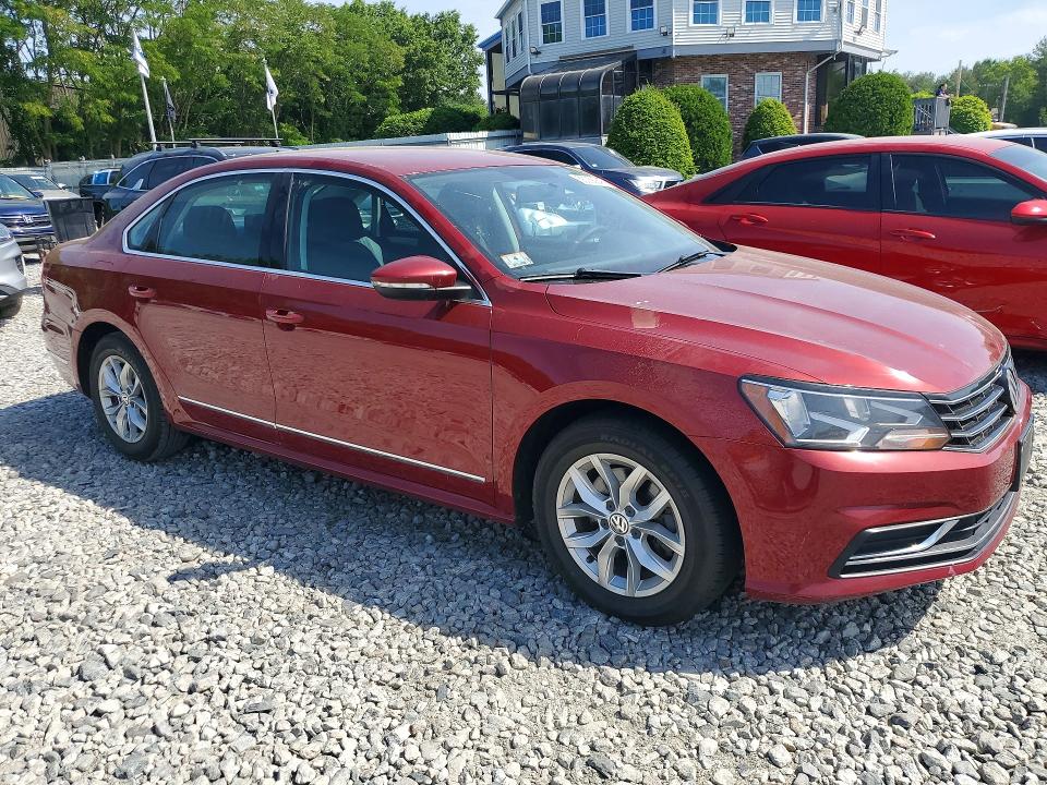 56236846 :رقم المزاد ، 1VWAT7A35HC058769 vin ، 2017 Volkswagen Passat مزاد بيع
