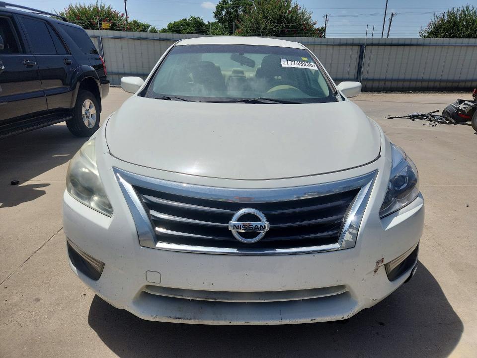Продажа на аукционе авто 2015 Nissan Altima, vin: 1N4AL3AP4FN905447, номер лота: 77249935