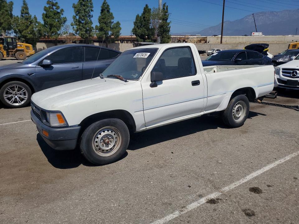 1992 Toyota Pickup მანქანა იყიდება აუქციონზე, vin: 4TARN81A1NZ045204, აუქციონის ნომერი: 56378426