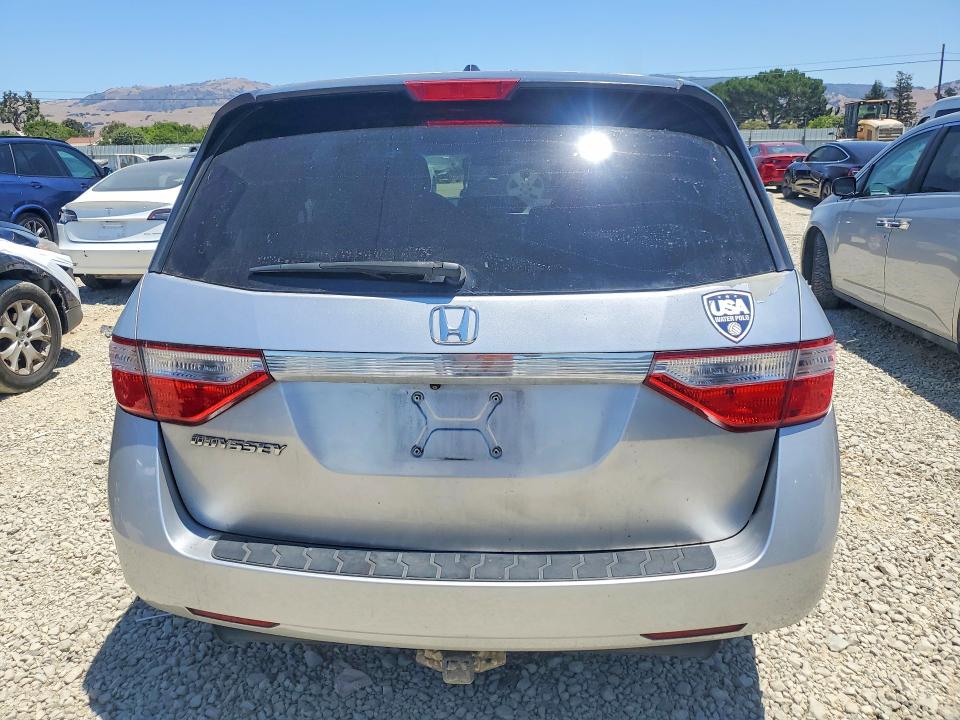 58244726 :رقم المزاد ، 5FNRL5H64BB072960 vin ، 2011 Honda Odyssey مزاد بيع