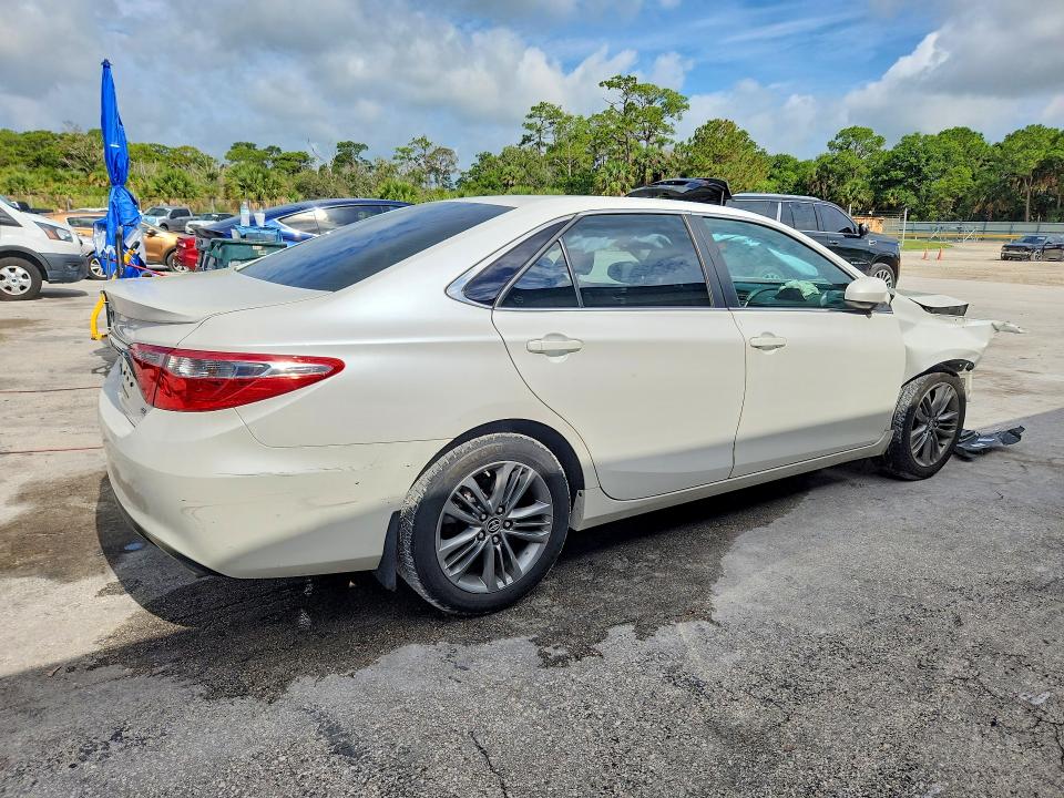 2016 Toyota Camry მანქანა იყიდება აუქციონზე, vin: 4T1BF1FK8GU120391, აუქციონის ნომერი: 55589076