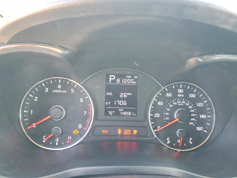 56529346 :رقم المزاد ، 3KPFK4A7XHE077470 vin ، 2017 Kia Forte مزاد بيع