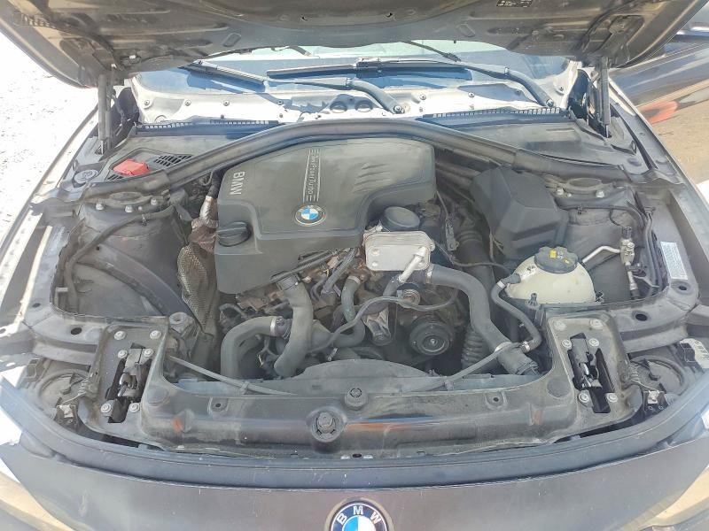 56542786 :رقم المزاد ، WBA8E1G51GNT35161 vin ، 2016 Bmw 320 مزاد بيع