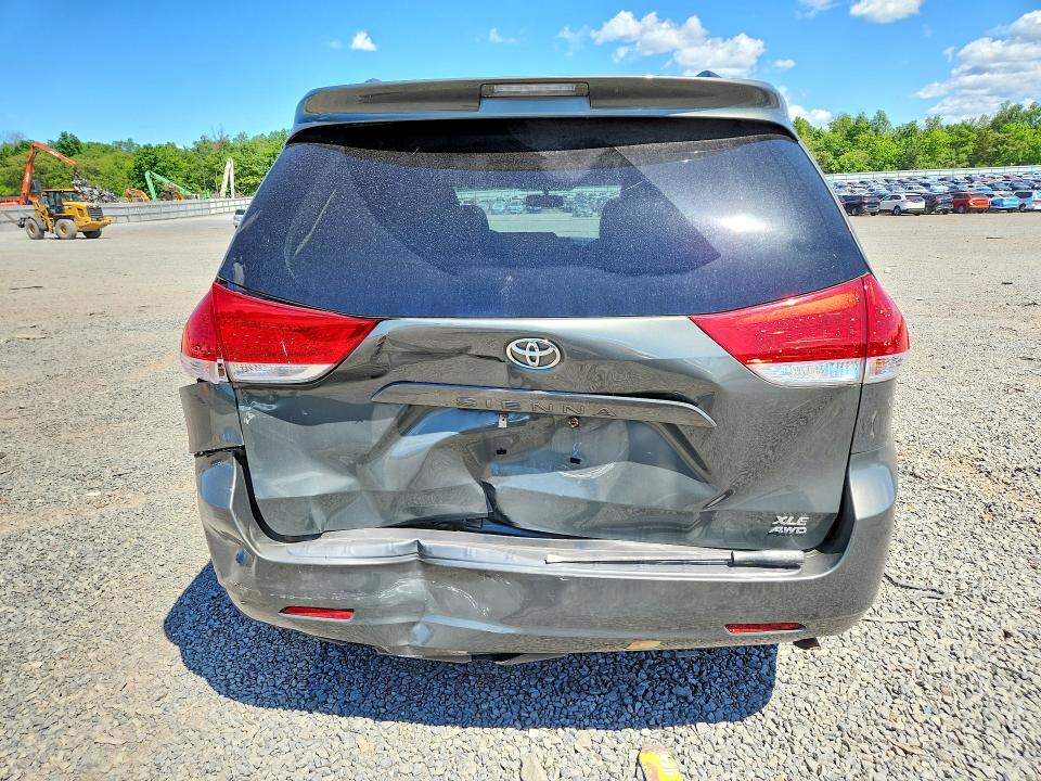 Aukcja sprzedaży 2012 Toyota Sienna, vin: 5TDDK3DC2CS044374, numer aukcji: 52732686