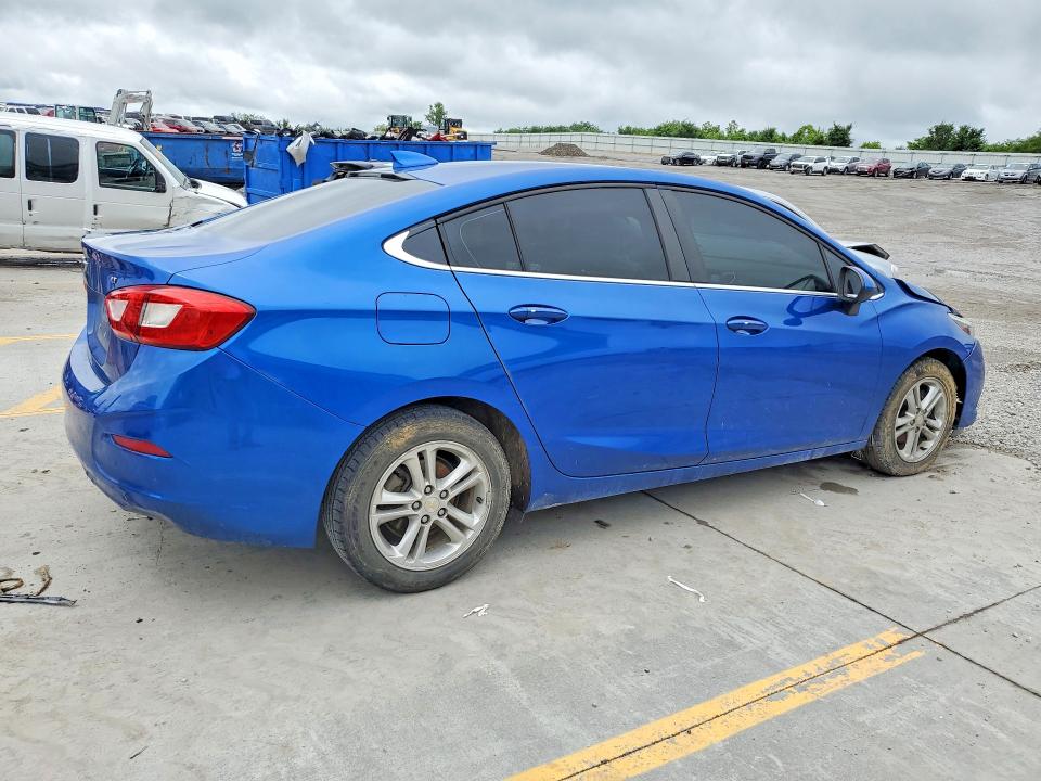 Продаж на аукціоні авто 2018 Chevrolet Cruze, vin: 1G1BE5SM2J7238716, номер лоту: 56973666