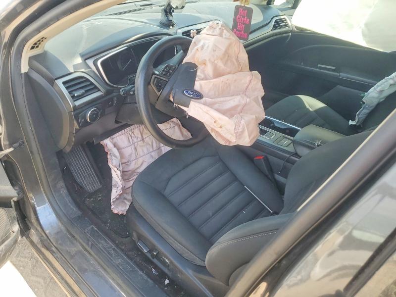 56125706 :رقم المزاد ، 3FA6P0LU6HR307436 vin ، 2017 Ford Fusion مزاد بيع