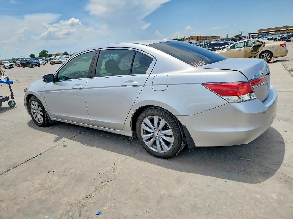 2011 Honda Accord მანქანა იყიდება აუქციონზე, vin: 1HGCP2F86BA039322, აუქციონის ნომერი: 55730376