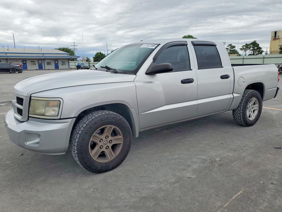 57302386 :رقم المزاد ، 1D7RE3GK0BS511691 vin ، 2011 Dodge Dakota مزاد بيع