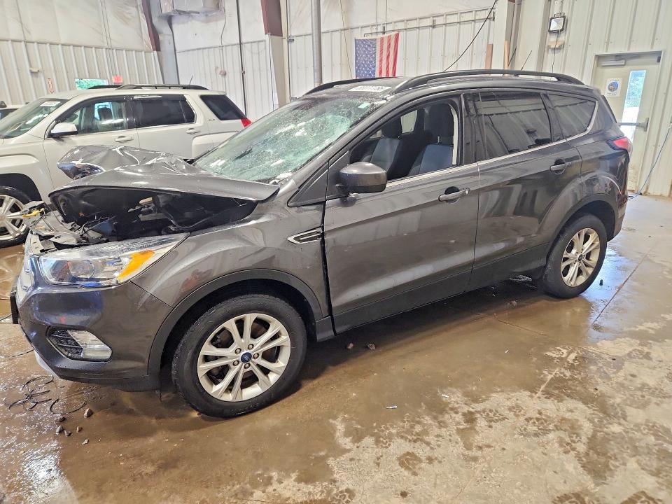 58077786 :رقم المزاد ، 1FMCU9GD5JUD21598 vin ، 2018 Ford Escape مزاد بيع
