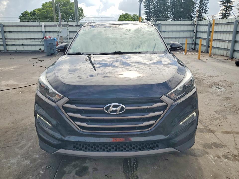 Продаж на аукціоні авто 2016 Hyundai Tucson, vin: KM8J33A21GU212563, номер лоту: 55917026