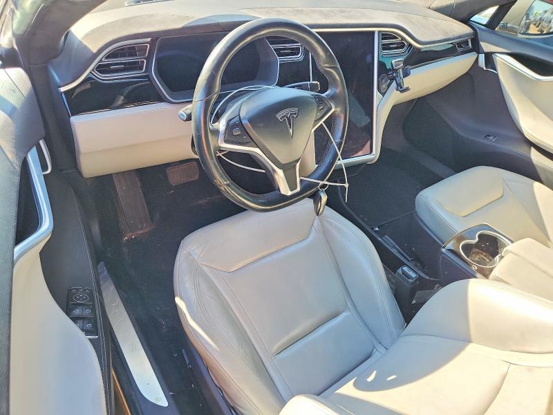 53388756 :رقم المزاد ، 5YJSA1S24FF097157 vin ، 2015 Tesla Model S مزاد بيع