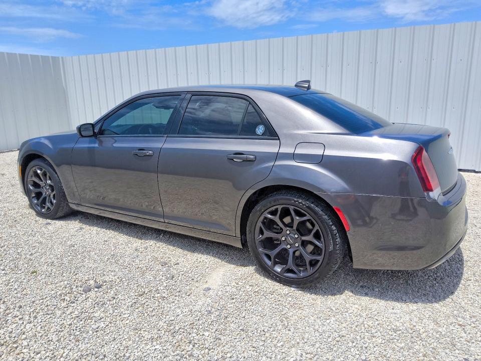 56975456 :رقم المزاد ، 2C3CCABG1KH654206 vin ، 2019 Chrysler 300 مزاد بيع
