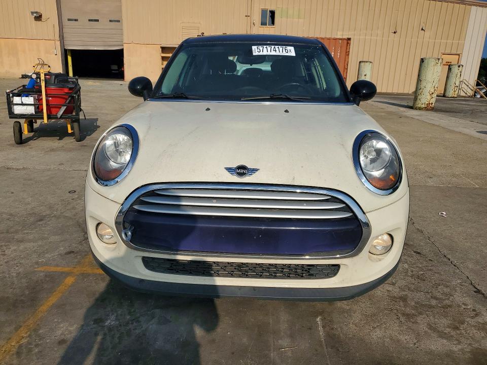 2015 Mini Cooper მანქანა იყიდება აუქციონზე, vin: WMWXS5C5XFT837582, აუქციონის ნომერი: 57174176