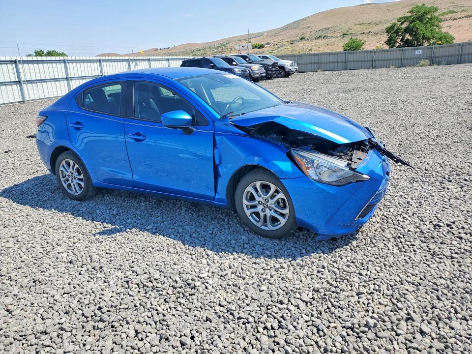 2018 Toyota Yaris Ia მანქანა იყიდება აუქციონზე, vin: 3MYDLBYVXJY300819, აუქციონის ნომერი: 57972946