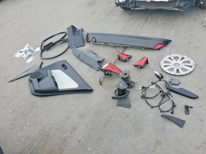 Продаж на аукціоні авто 2022 Toyota Prius, vin: JTDKAMFU2N3174438, номер лоту: 56344526