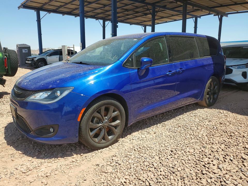 57435146 :رقم المزاد ، 2C4RC1FG3JR228686 vin ، 2018 Chrysler Pacifica مزاد بيع