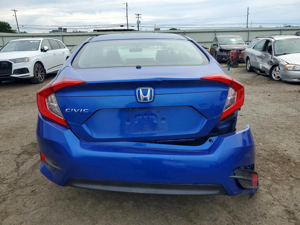 57765696 :رقم المزاد ، 2HGFC2F55JH512545 vin ، 2018 Honda Civic مزاد بيع