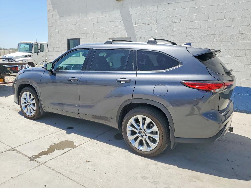 Продаж на аукціоні авто 2021 Toyota Highlander, vin: 5TDDZRBH2MS526826, номер лоту: 59007126