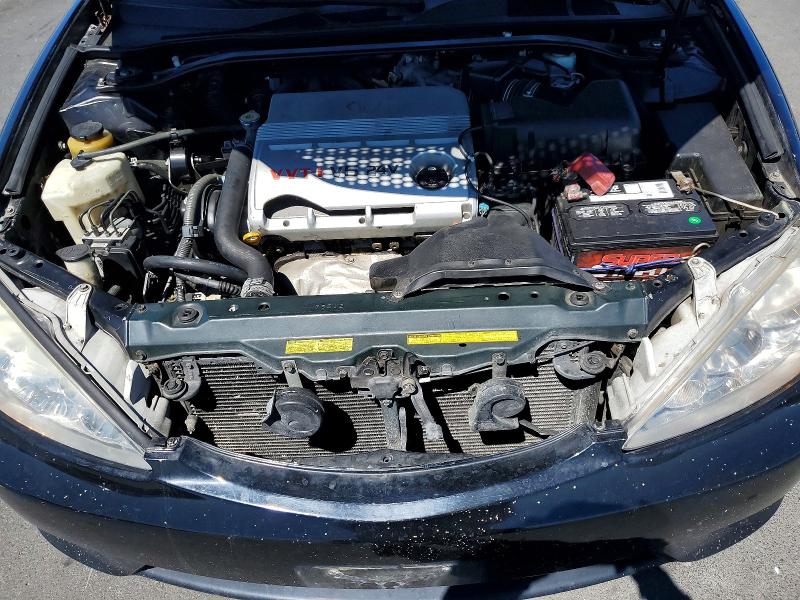 58510176 :رقم المزاد ، 4T1BF30K94U074781 vin ، 2004 Toyota Camry مزاد بيع