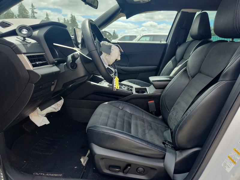 56032906 :رقم المزاد ، JA4J3UA82NZ078669 vin ، 2022 Mitsubishi Outlander مزاد بيع