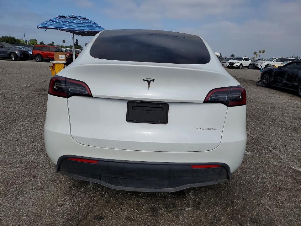 2023 Tesla Model Y მანქანა იყიდება აუქციონზე, vin: 7SAYGDEE8PA111868, აუქციონის ნომერი: 56157316
