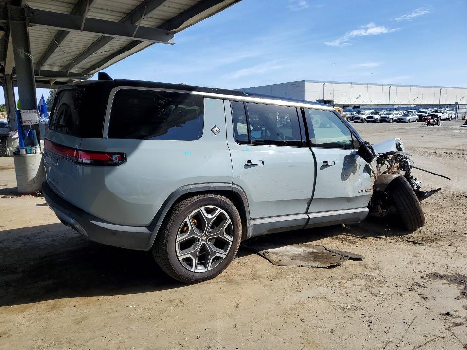 Продаж на аукціоні авто 2023 Rivian R1s, vin: 7PDSGABA2PN004010, номер лоту: 56442036