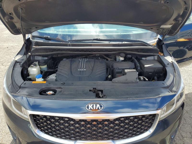 56977436 :رقم المزاد ، KNDMB5C12G6144377 vin ، 2016 Kia Sedona مزاد بيع