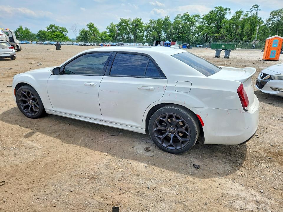 2020 Chrysler 300 მანქანა იყიდება აუქციონზე, vin: 2C3CCABT8LH187221, აუქციონის ნომერი: 57954036
