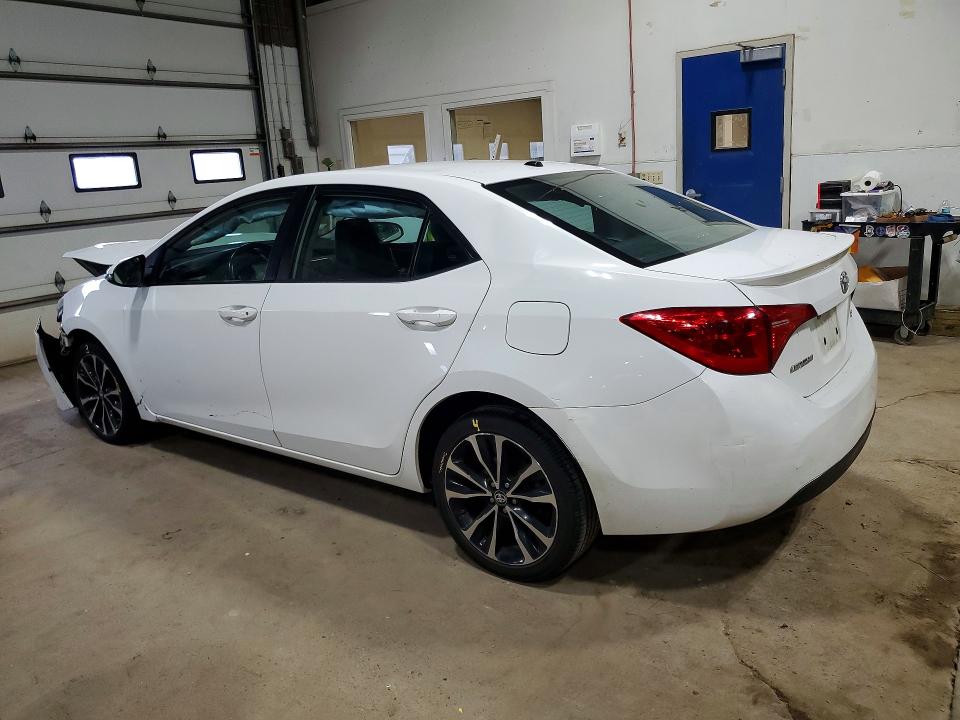 56541186 :رقم المزاد ، 5YFBURHE3HP619694 vin ، 2017 Toyota Corolla مزاد بيع