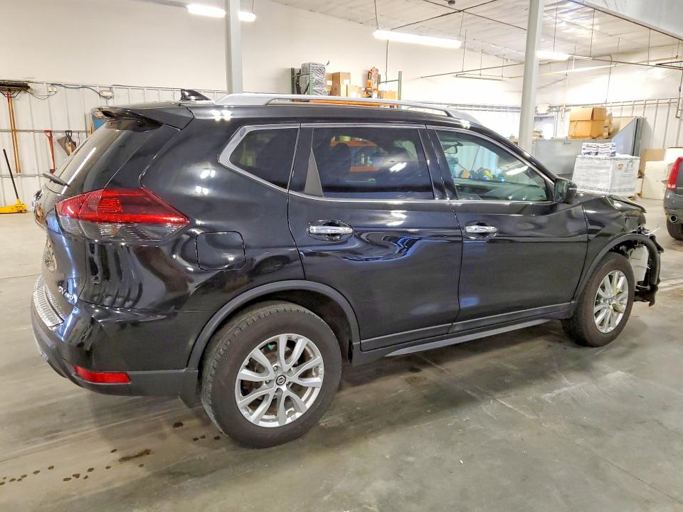 56975476 :رقم المزاد ، 5N1AT2MV7JC773346 vin ، 2018 Nissan Rogue مزاد بيع
