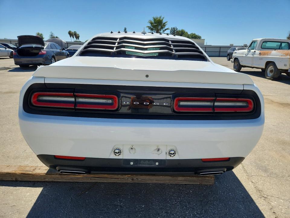 58609106 :رقم المزاد ، 2C3CDZAG7JH259393 vin ، 2018 Dodge Challenger مزاد بيع