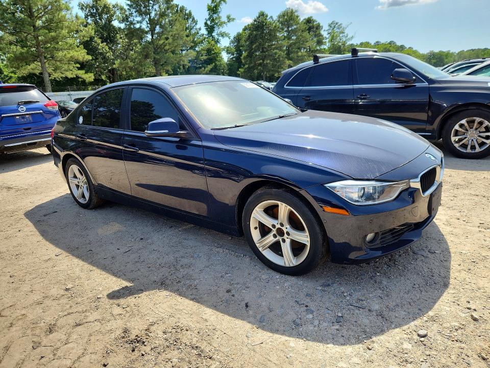 2013 Bmw 328 მანქანა იყიდება აუქციონზე, vin: WBA3B3C58DJ811834, აუქციონის ნომერი: 59176116