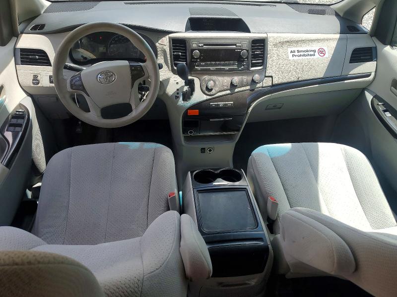 57083406 :رقم المزاد ، 5TDKK3DC2CS179846 vin ، 2012 Toyota Sienna مزاد بيع