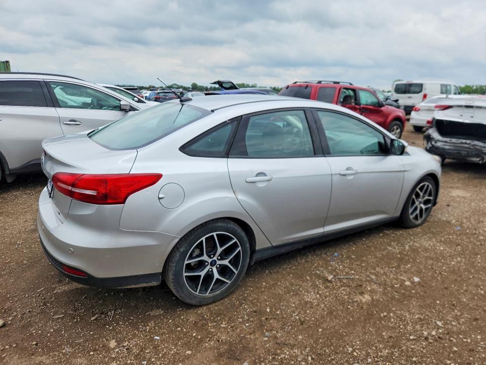 Продажа на аукционе авто 2017 Ford Focus, vin: 1FADP3H25HL272239, номер лота: 56243066
