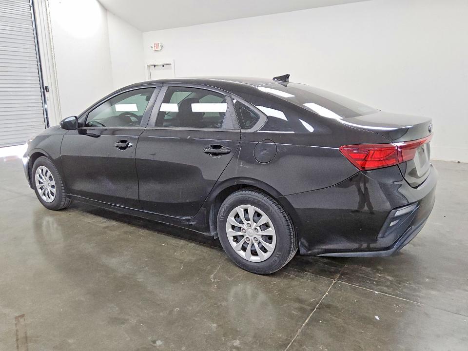 2020 Kia Forte მანქანა იყიდება აუქციონზე, vin: 3KPF24ADXLE190575, აუქციონის ნომერი: 54870196