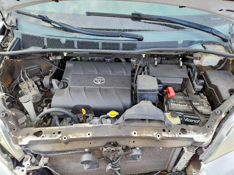 2011 Toyota Sienna Fwd W/7-passe მანქანა იყიდება აუქციონზე, vin: 5TDKK3DC2BS170952, აუქციონის ნომერი: 56671966