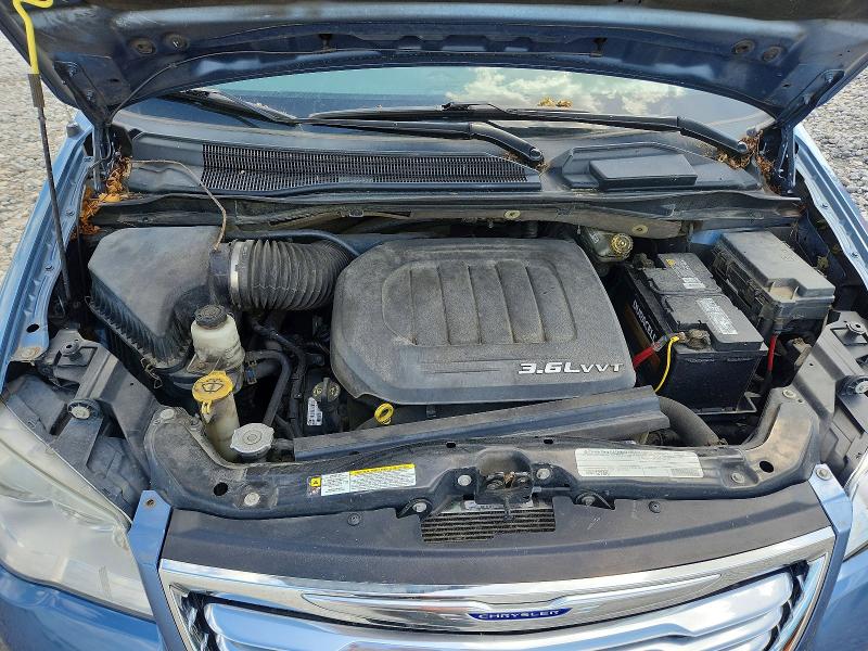 2011 Chrysler Town & Country მანქანა იყიდება აუქციონზე, vin: 2A4RR5DG6BR702506, აუქციონის ნომერი: 57114766