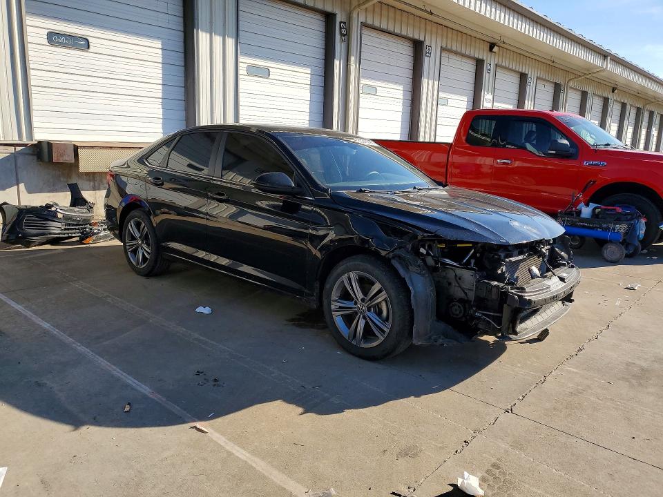 55545296 :رقم المزاد ، 3VW7M7BU1RM022740 vin ، 2024 Volkswagen Jetta مزاد بيع